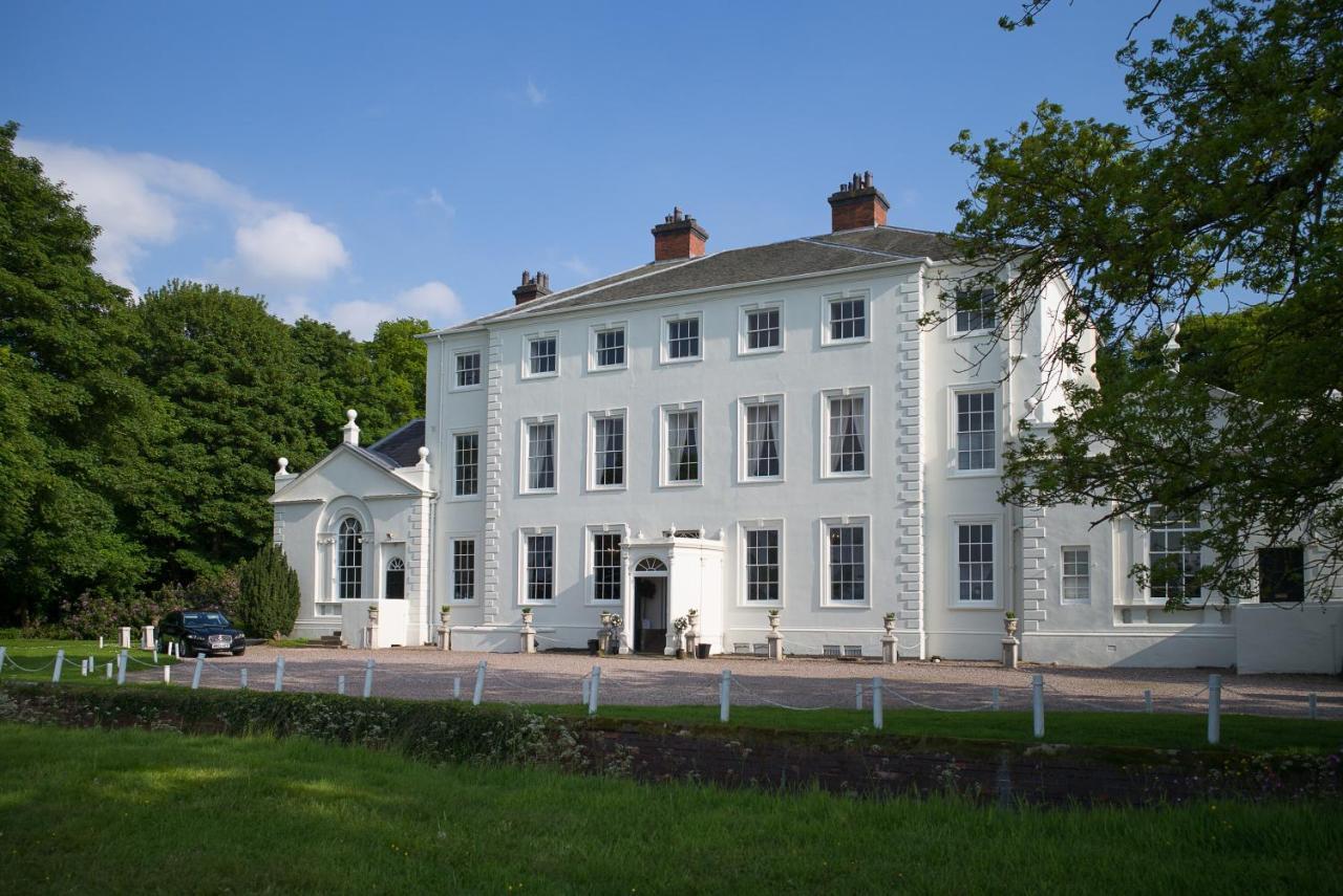 The Clock House Bed & Breakfast Brewood Exterior photo